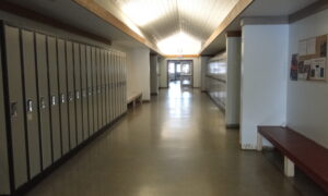 Picture of a hallway in our Highschool